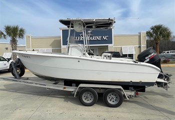 2003 Sea Pro 206CC Boat